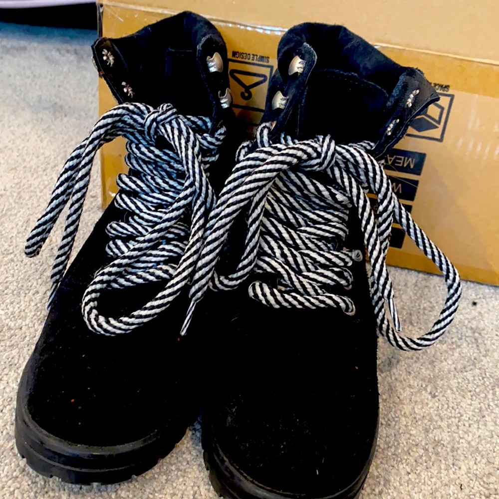 Steve Madden Boots
